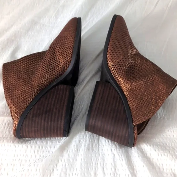 Lucky Brand LK- LARSSON Bronze Leather Mule/ Clog Size 7.5 - Picture 5 of 12